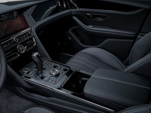New 2025 Bentley Flying Spur Plug-In Hybrid AWD/4WD image 18