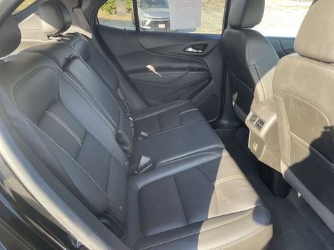 Used 2022 Chevrolet Equinox Premier image 15