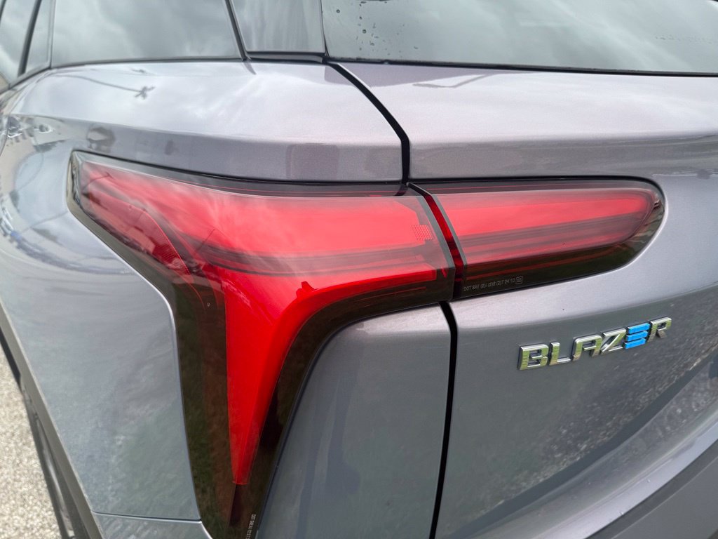 Used 2024 Chevrolet Blazer EV LT AWD/4WD image 11