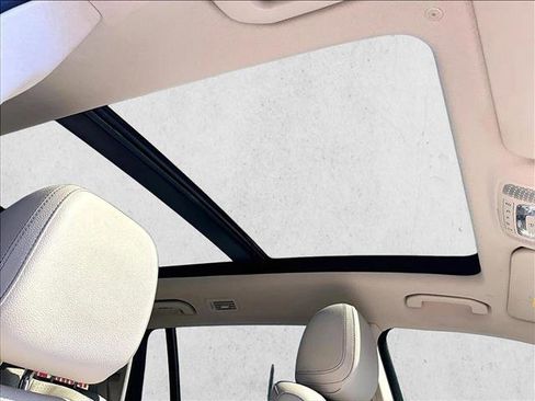 Used 2022 Mercedes-Benz GLS 450 4MATIC image 17