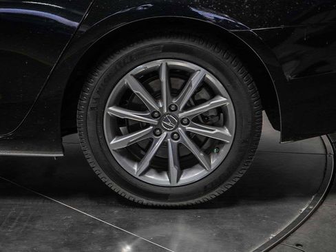 Used 2018 Acura TLX image 12