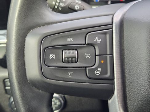 Used 2025 GMC Sierra 3500 SLT w/ SLT Convenience Package image 24