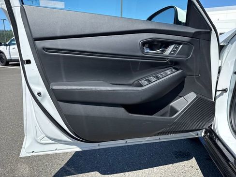 Used 2024 Honda Accord Touring image 16
