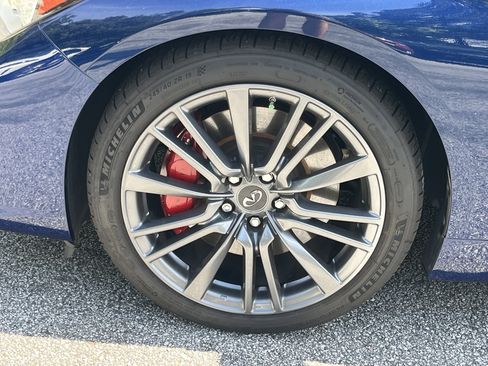 Used 2017 INFINITI Q50 Red Sport 400 RWD image 29
