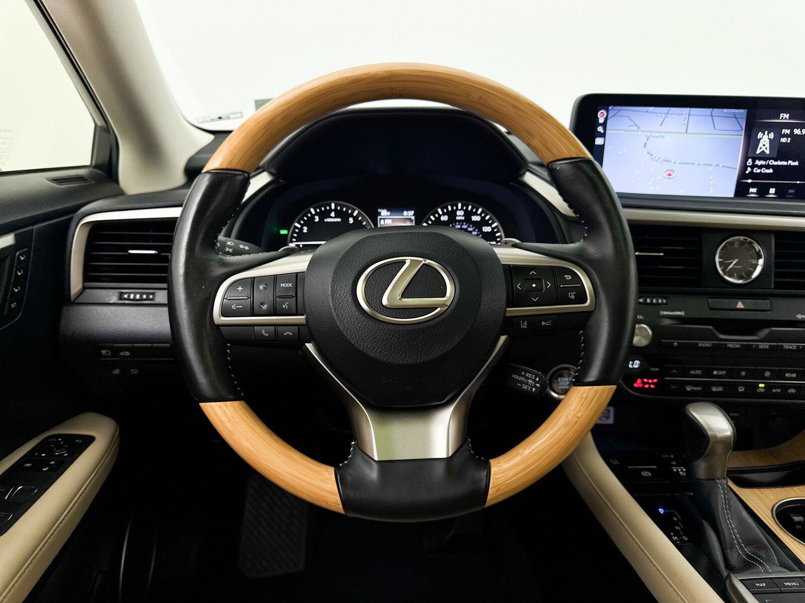 Used 2022 Lexus RX 350L FWD w/ Premium Package image 4