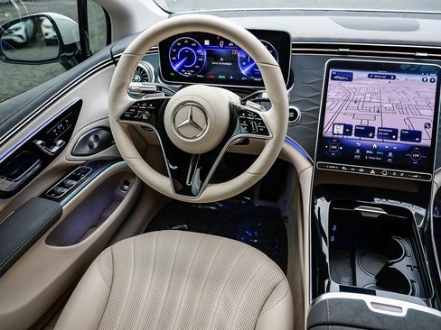 Certified 2023 Mercedes-Benz EQS 450+ 4MATIC Sedan image 14