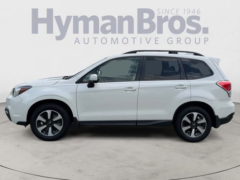 Used 2017 Subaru Forester 2.5i Premium w/ Popular Package #2A AWD/4WD image 7