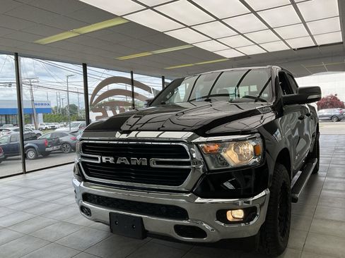 Used 2021 RAM 1500 Big Horn AWD/4WD image 3
