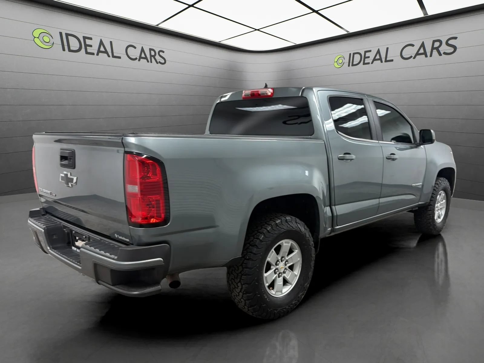 Used 2020 Chevrolet Colorado W/T w/ WT Convenience Package RWD image 5
