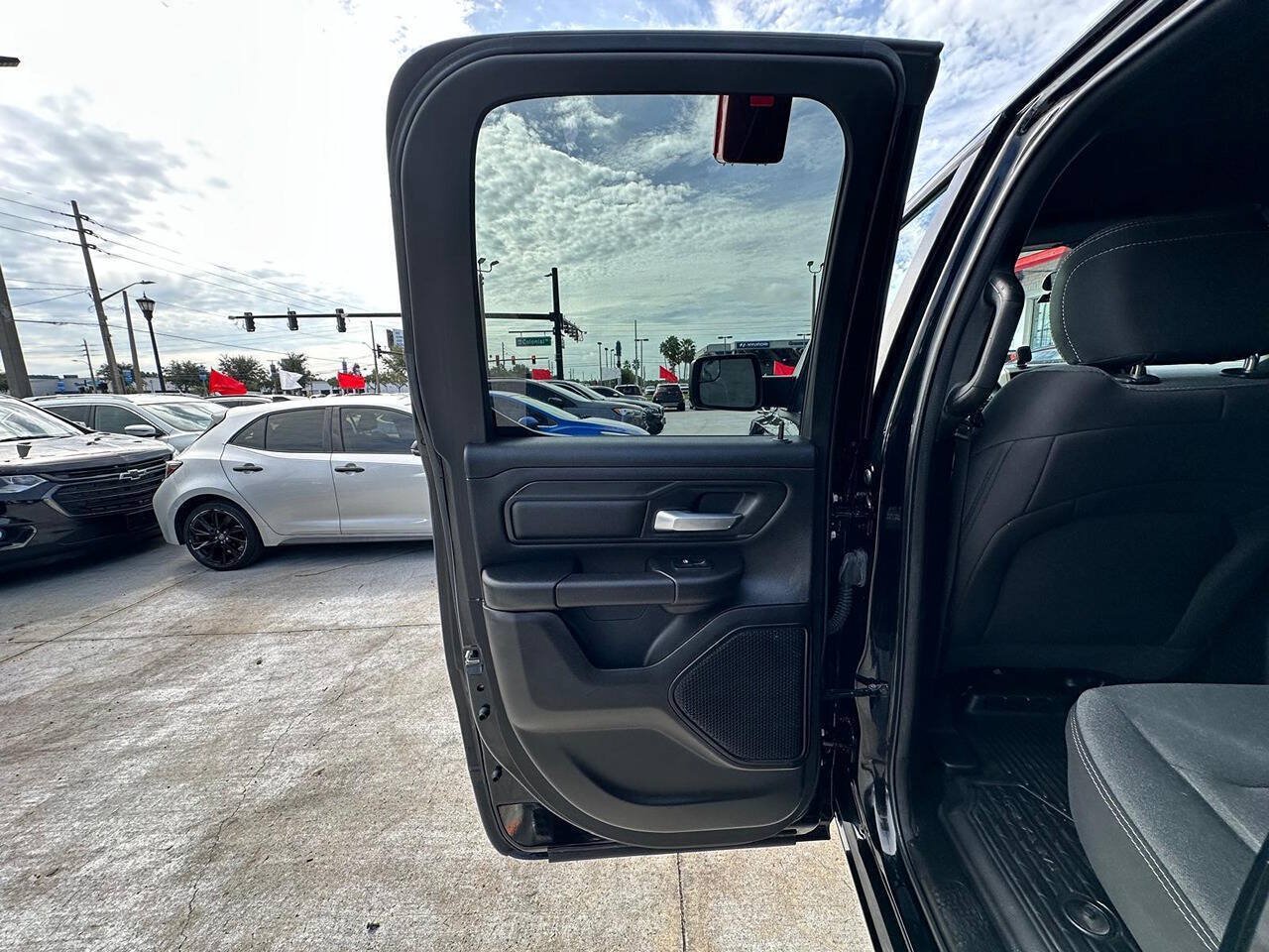 Used 2022 RAM 1500 Tradesman RWD image 12