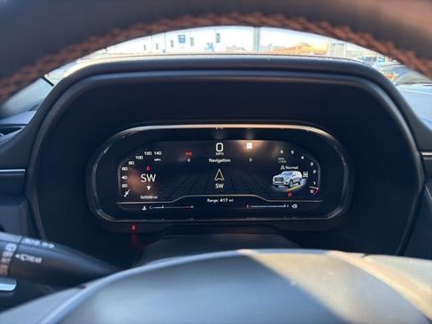 Used 2023 GMC Yukon XL AT4 w/ AT4 Premium Plus Package image 27