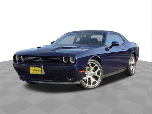 Used 2015 Dodge Challenger SXT Plus w/ Premium Sound Group image 1