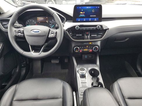 Used 2022 Ford Escape SEL image 21