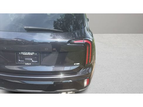 Certified 2025 Kia Telluride SX X-Line AWD/4WD image 10