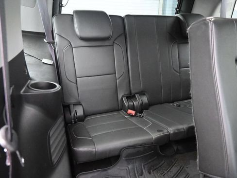 Used 2015 Chevrolet Tahoe LT w/ Luxury Package AWD/4WD image 12