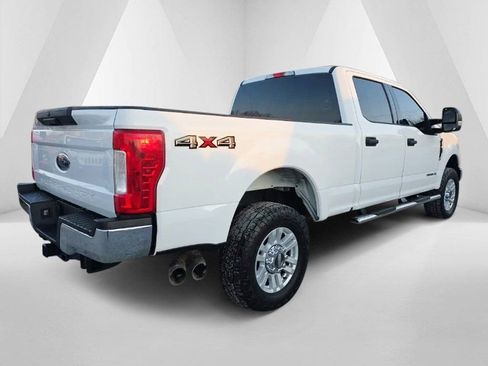 Used 2017 Ford F250 XLT image 5