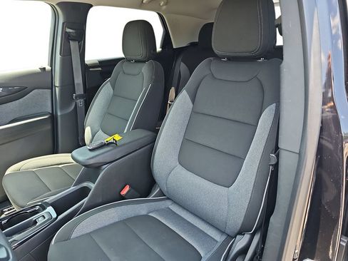 Used 2025 Chevrolet TrailBlazer LT AWD/4WD image 15