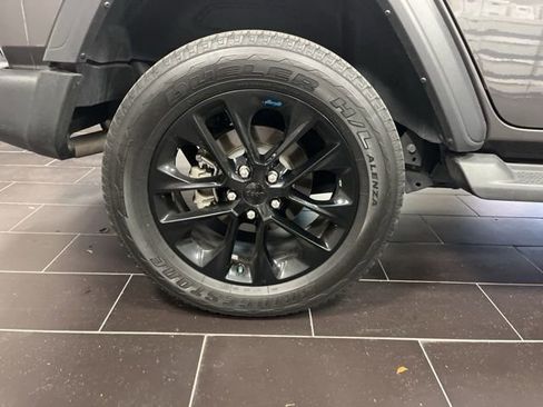 Used 2024 Jeep Wrangler Unlimited Sport image 15