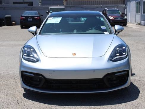 Used 2023 Porsche Panamera Platinum Edition RWD image 2