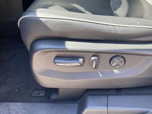 Used 2022 Honda Odyssey Elite image 16