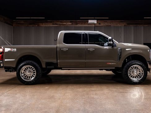 Used 2026 Ford F350 4x4 Crew Cab Super Duty image 11