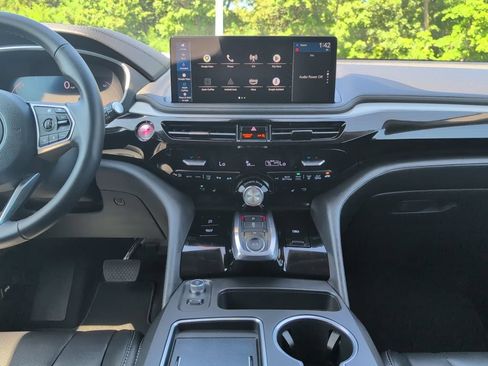Certified 2026 Acura MDX w/ Technology Package AWD/4WD image 23