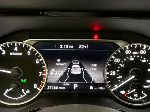 Used 2023 Nissan Pathfinder Rock Creek AWD/4WD image 9