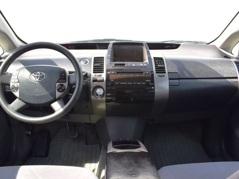 Used 2007 Toyota Prius w/ Pkg 3 FWD image 12