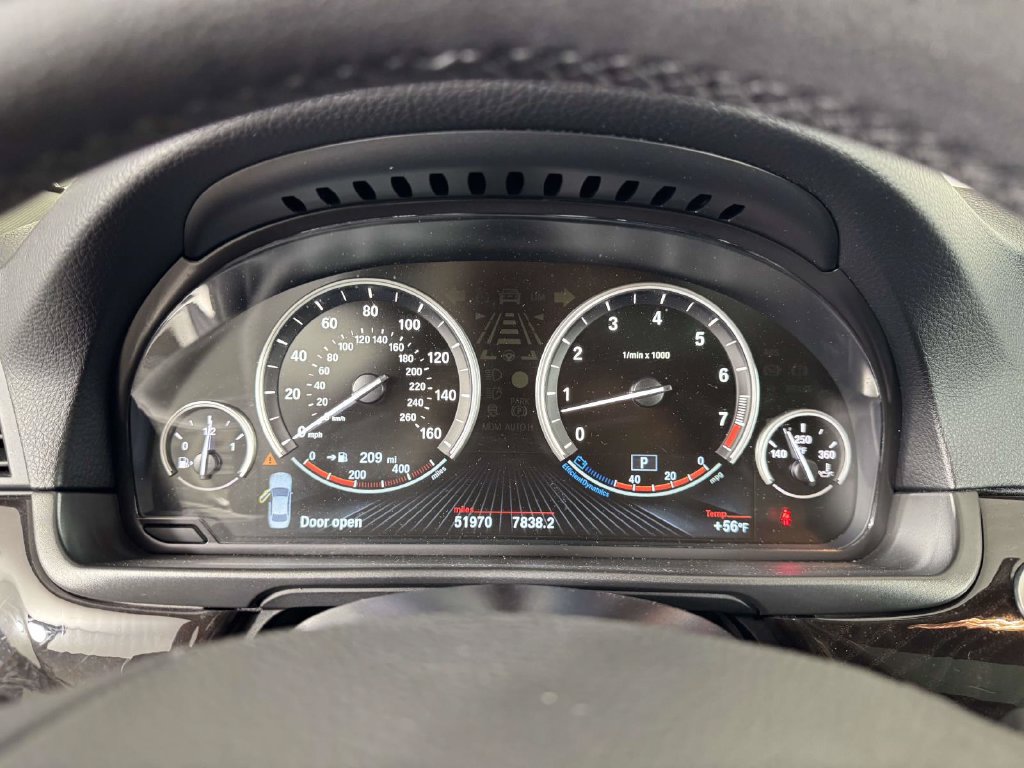 Used 2014 BMW 535i xDrive Sedan AWD/4WD image 3