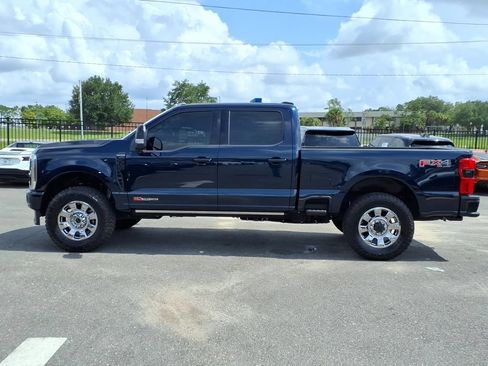 Used 2025 Ford F350 Platinum w/ FX4 Off-Road Package AWD/4WD image 4