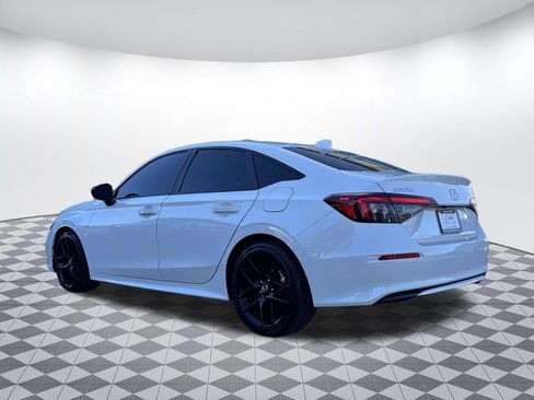 Used 2025 Honda Civic Sport image 5