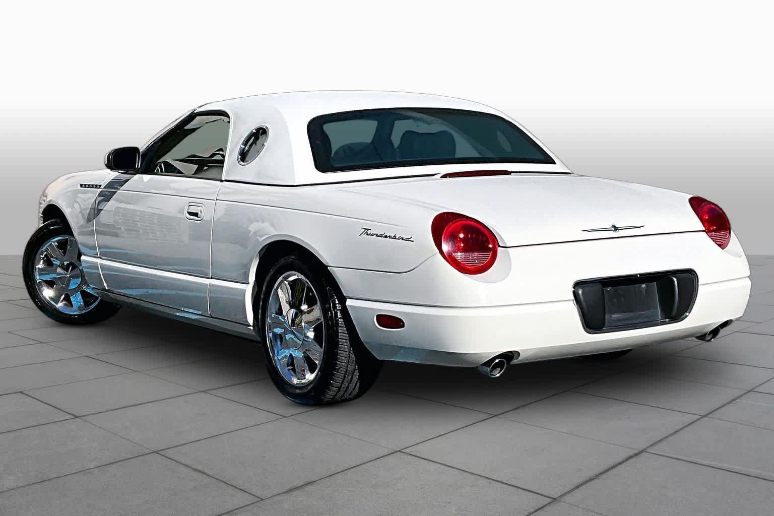Used 2002 Ford Thunderbird RWD image 10