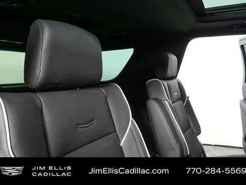 Used 2026 Cadillac Escalade Sport w/ LPO, ONYX Package image 23