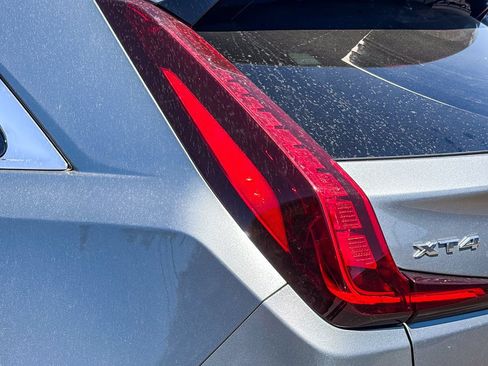 Used 2024 Cadillac XT4 Premium Luxury FWD image 3
