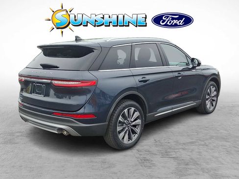 Used 2020 Lincoln Corsair Reserve w/ Elements Package AWD/4WD image 6