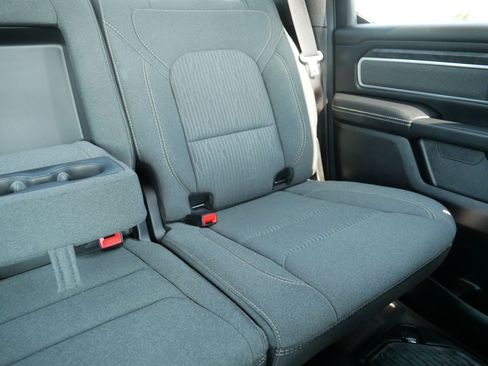 Used 2022 RAM 1500 Big Horn AWD/4WD image 14