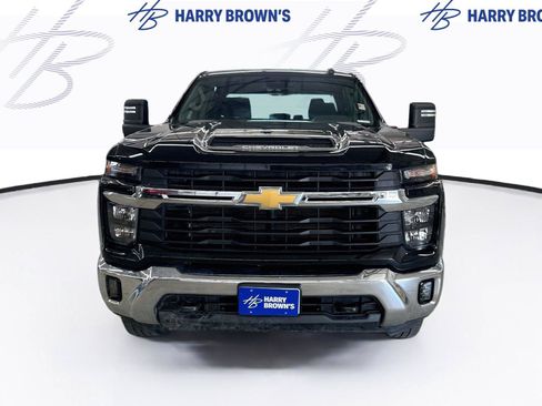 Used 2026 Chevrolet Silverado 2500 LT w/ Convenience Package AWD/4WD image 6