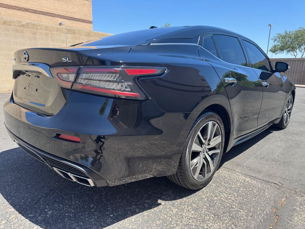 Used 2019 Nissan Maxima 3.5 SL w/ Floor Mat Group FWD image 9