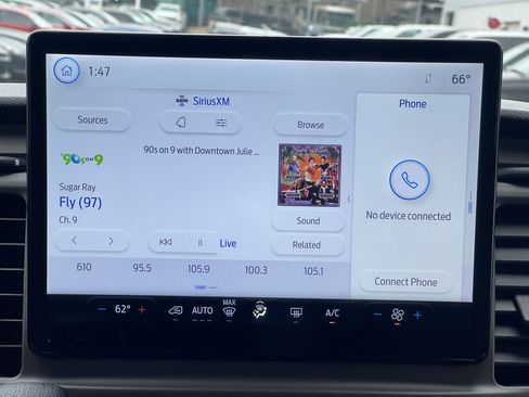 Used 2022 Ford Transit 350 XLT image 22