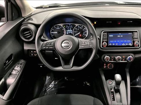 New 2025 Nissan Kicks Play S FWD image 18