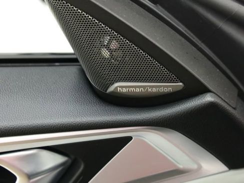 Used 2021 BMW M4 Competition w/ M Carbon Exterior Package RWD image 44