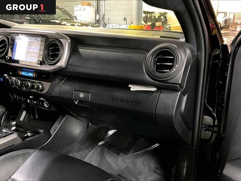 Used 2023 Toyota Tacoma Limited w/ Nightshade Package image 18