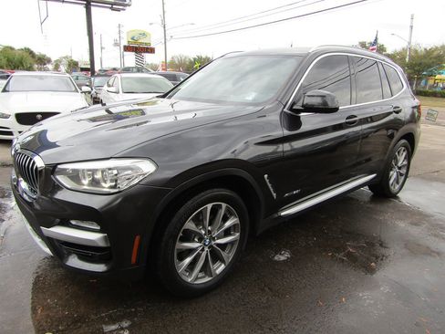 Used 2018 BMW X3 xDrive30i w/ Premium Package image 1
