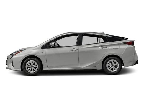Used 2017 Toyota Prius Two FWD image 3