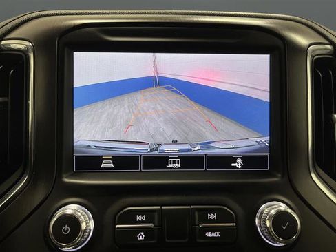 Used 2022 GMC Sierra 1500 AT4 image 9