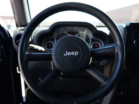 Used 2010 Jeep Wrangler Unlimited Sport image 21
