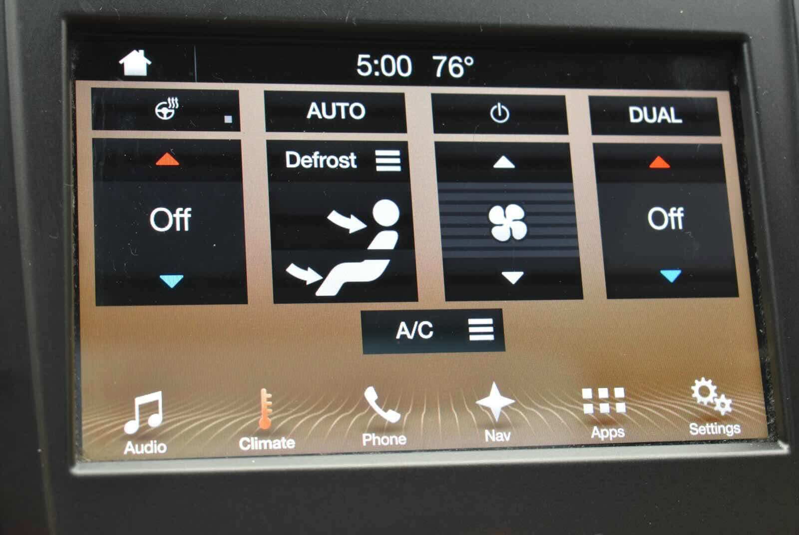 Used 2017 Lincoln MKC Reserve w/ Lincoln MKC Climate Package AWD/4WD image 22