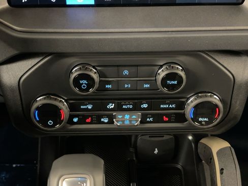 New 2025 Ford Bronco Badlands w/ Sasquatch Package image 26