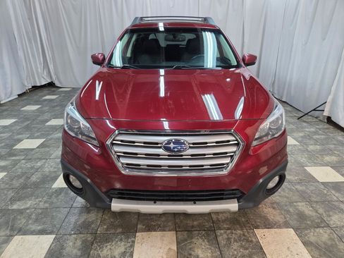 Used 2017 Subaru Outback 2.5i Limited AWD/4WD image 3