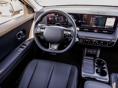 New 2026 Hyundai Ioniq 5 SEL RWD image 17